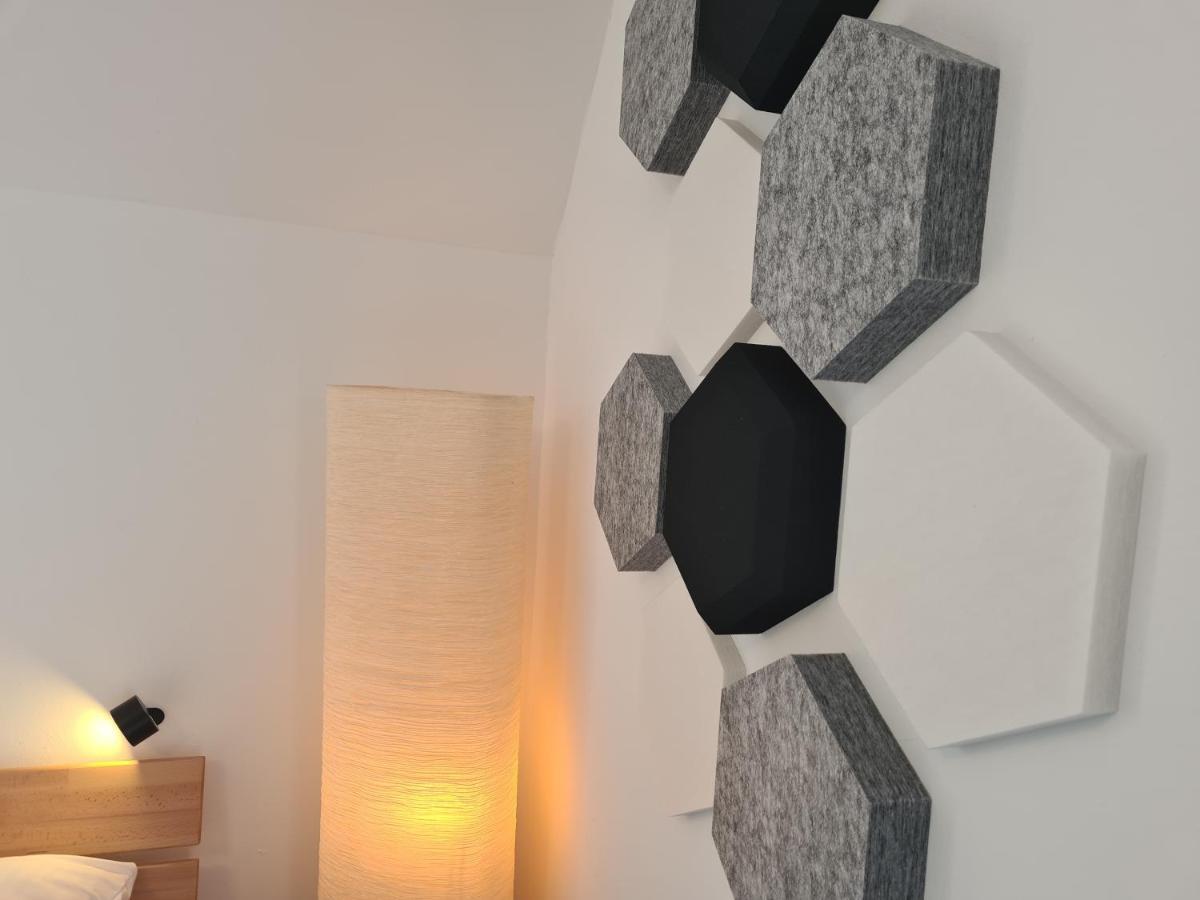 Lichtdurchflutetes Zimmer - Mainwiesen Waldbuttelbrunn Kültér fotó